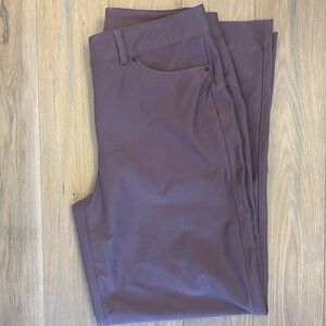 Lulu City Sleek pant
